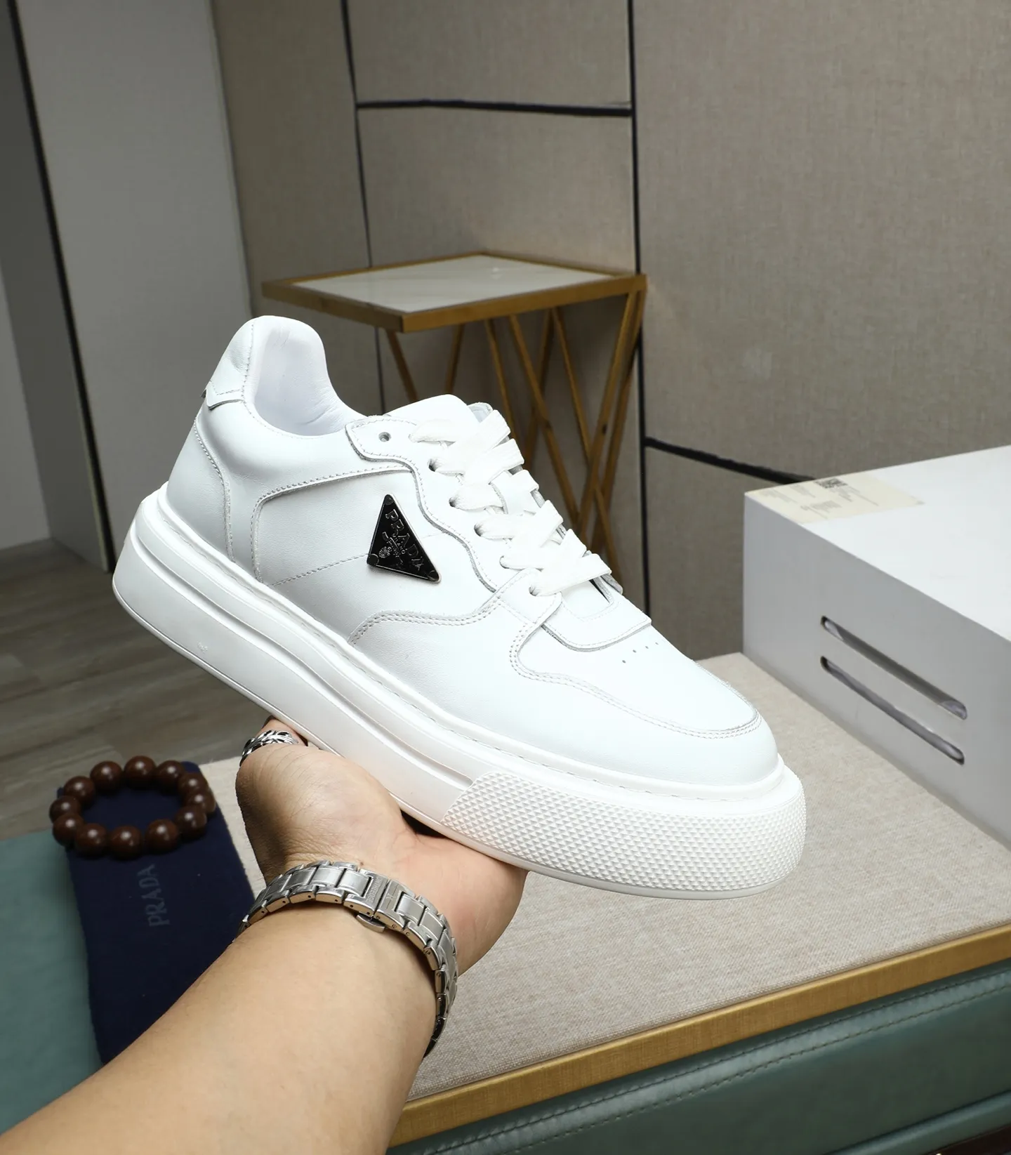 Men's shoes 💰500 🌹🌹[PRADA—Prada] 2025 latest model 🙈original replica! 👟👟👟Available here. The workmanship is top-notch. The upper is made of Italian 🇮🇹Imported calfskin. ❗️Breathable genuine leather lining @Suitable for travel. The original version has an enlarged engraved sole, making it suitable for all kinds of travels, showing low-key luxury. Let quality speak for itself. Color: Size: 38-44